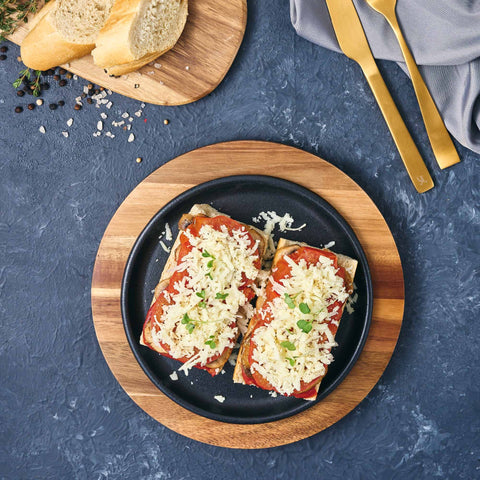 Plato de Hierro Fundido Esmaltado con Base de Madera de 20 cm